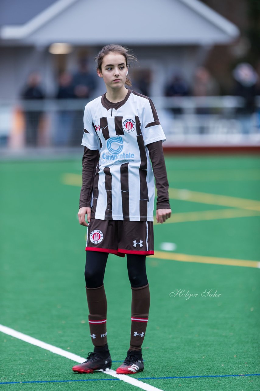 Bild 168 - wBJ VfL Pinneberg - St. Pauli : Ergebnis: 7:0 (Abbruch)